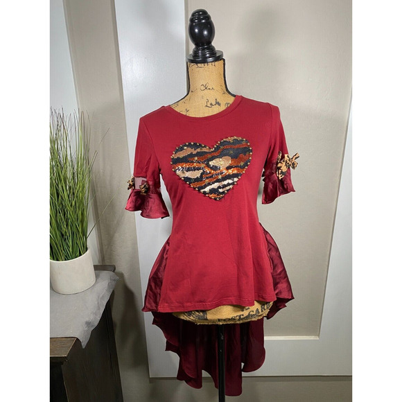 Pastel Brand Women's Sequin Heart/Leopard Red Shirt High Low Hemline Small Top - Picture 1 of 13